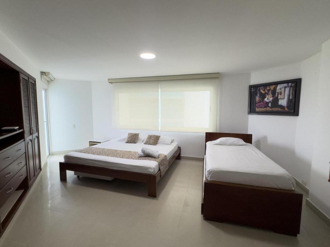 Semi Penhouse Apartment *