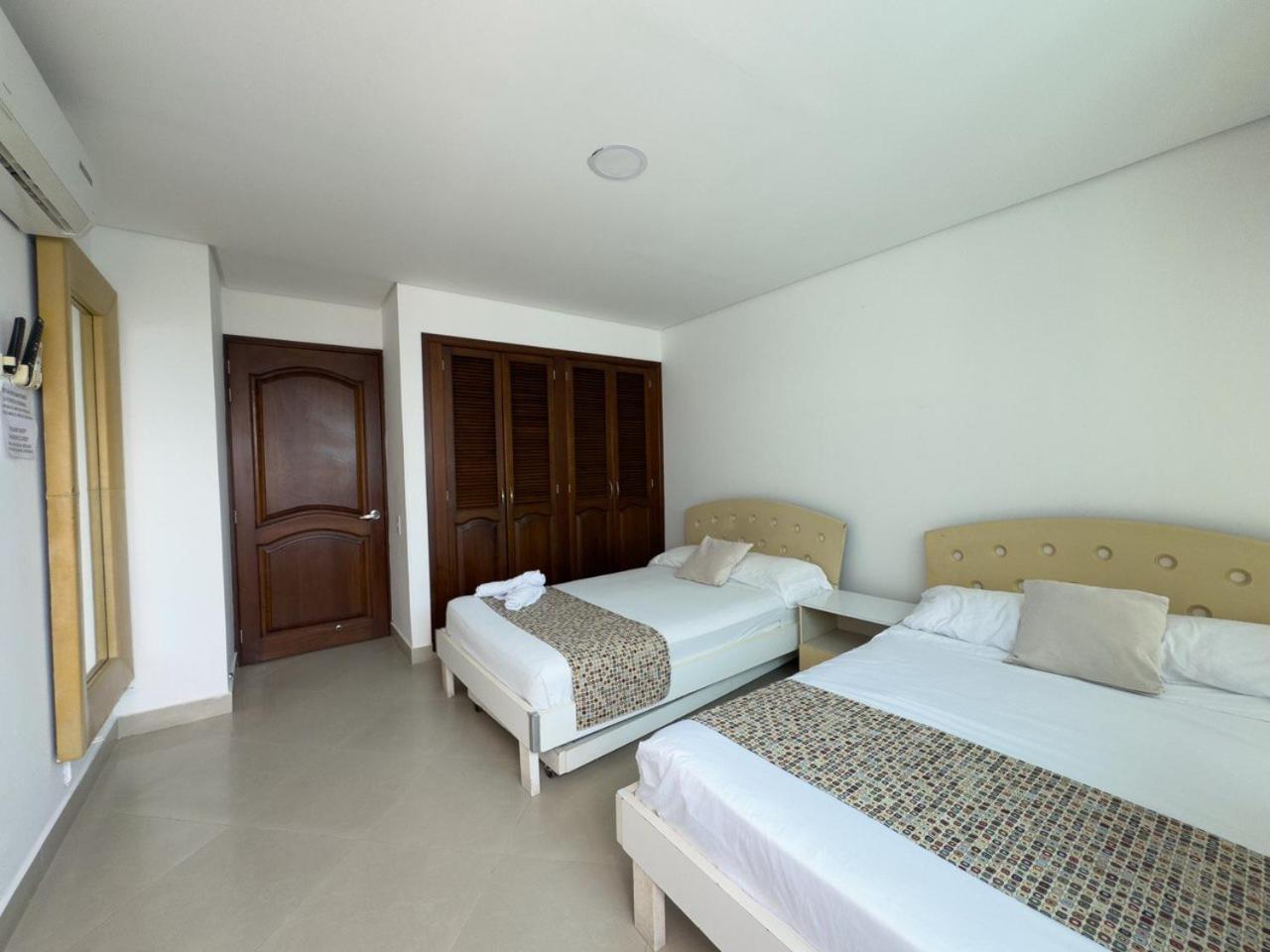Semi Penhouse Apartment *